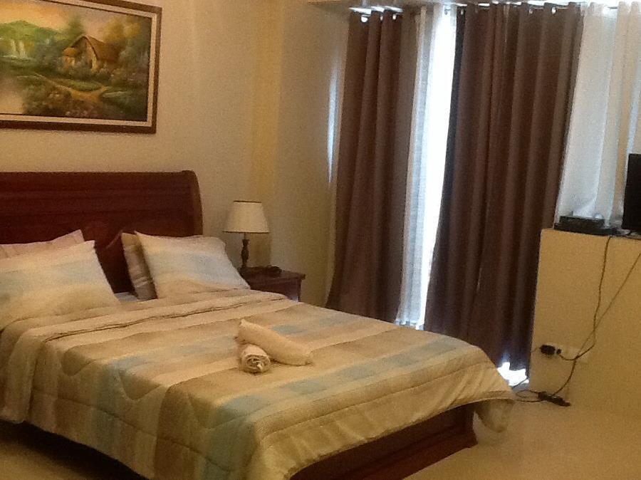Palm Tree - Genlex Condominium Manila Exterior photo